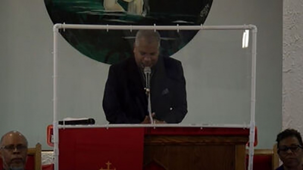 Photo for Cummings explains how words of MLK Jr. are relevant today (WTOV)